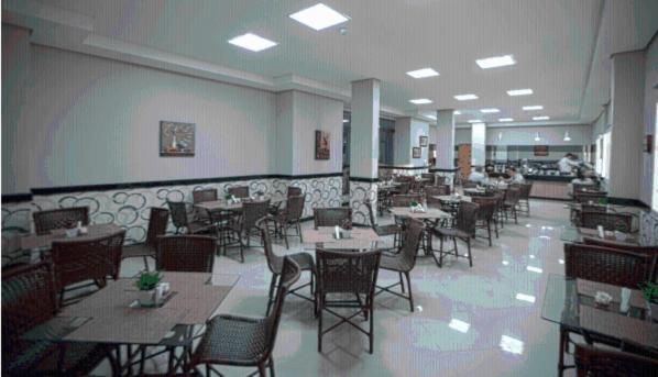 Skala Traveling Hotel Cuiabá Extérieur photo